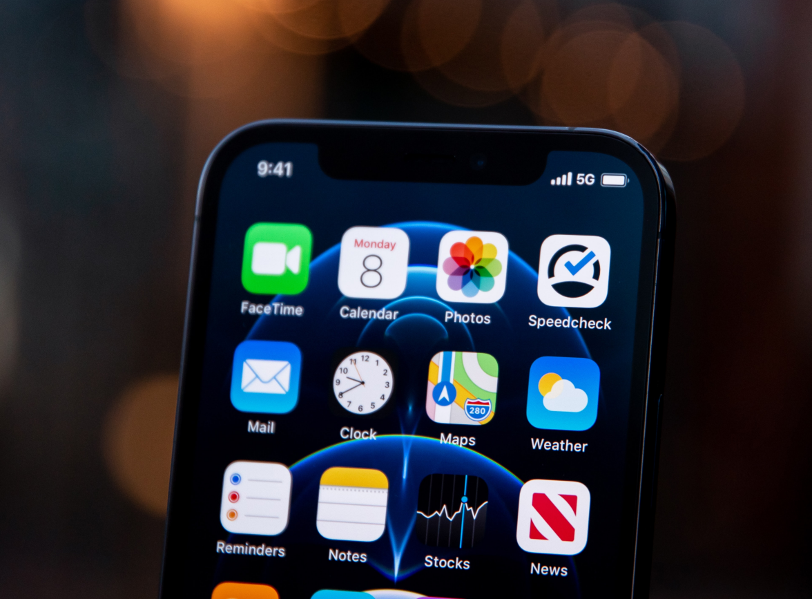 义马苹果手机维修分享为什么 iPhone 12 在冬季会自动关机 