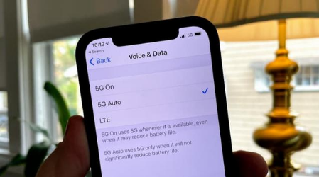 义马苹果手机维修分享iPhone 12如何打开或关闭5G网络 