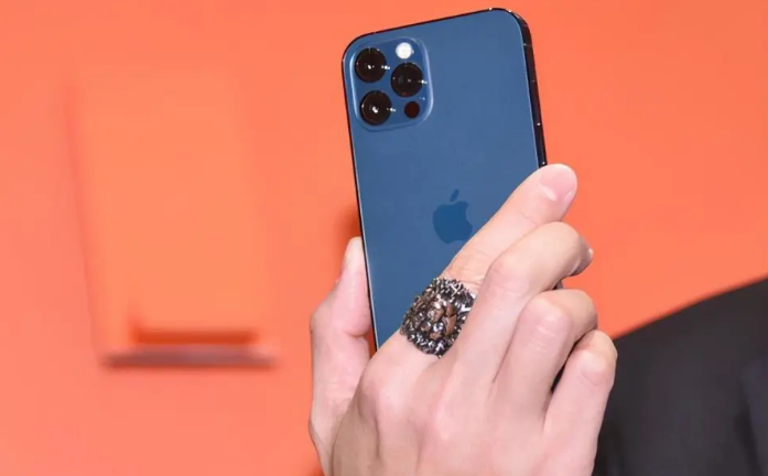 义马苹果手机维修分享iPhone12系列重启方法教程 
